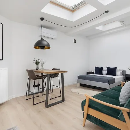 In Kazimierz District - Starowislna 43 *